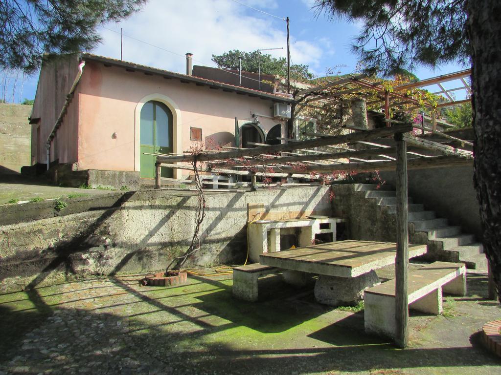 Rifugio Dei Tre Pini Konuk evi Castelmola Dış mekan fotoğraf
